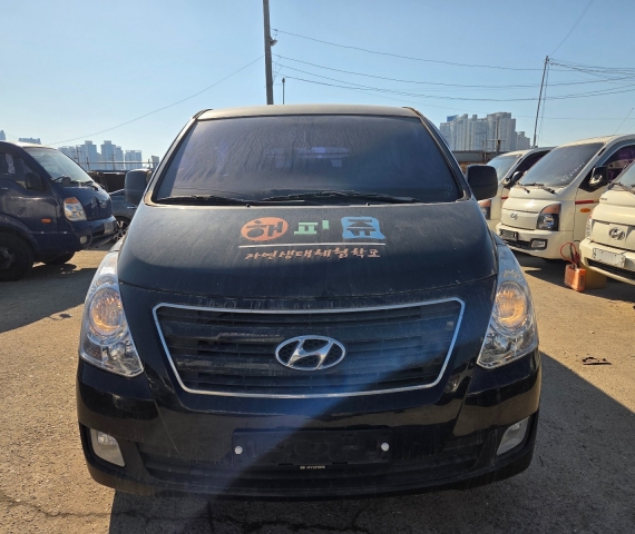 GRAND STAREX 2WD A/T